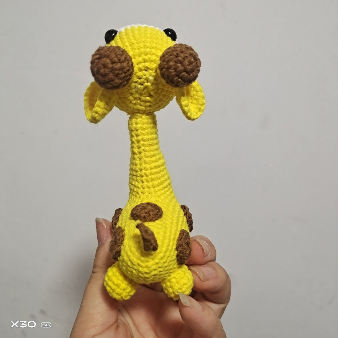 Hand-Woven Wool Doll Finished Giraffe Accessory Holder